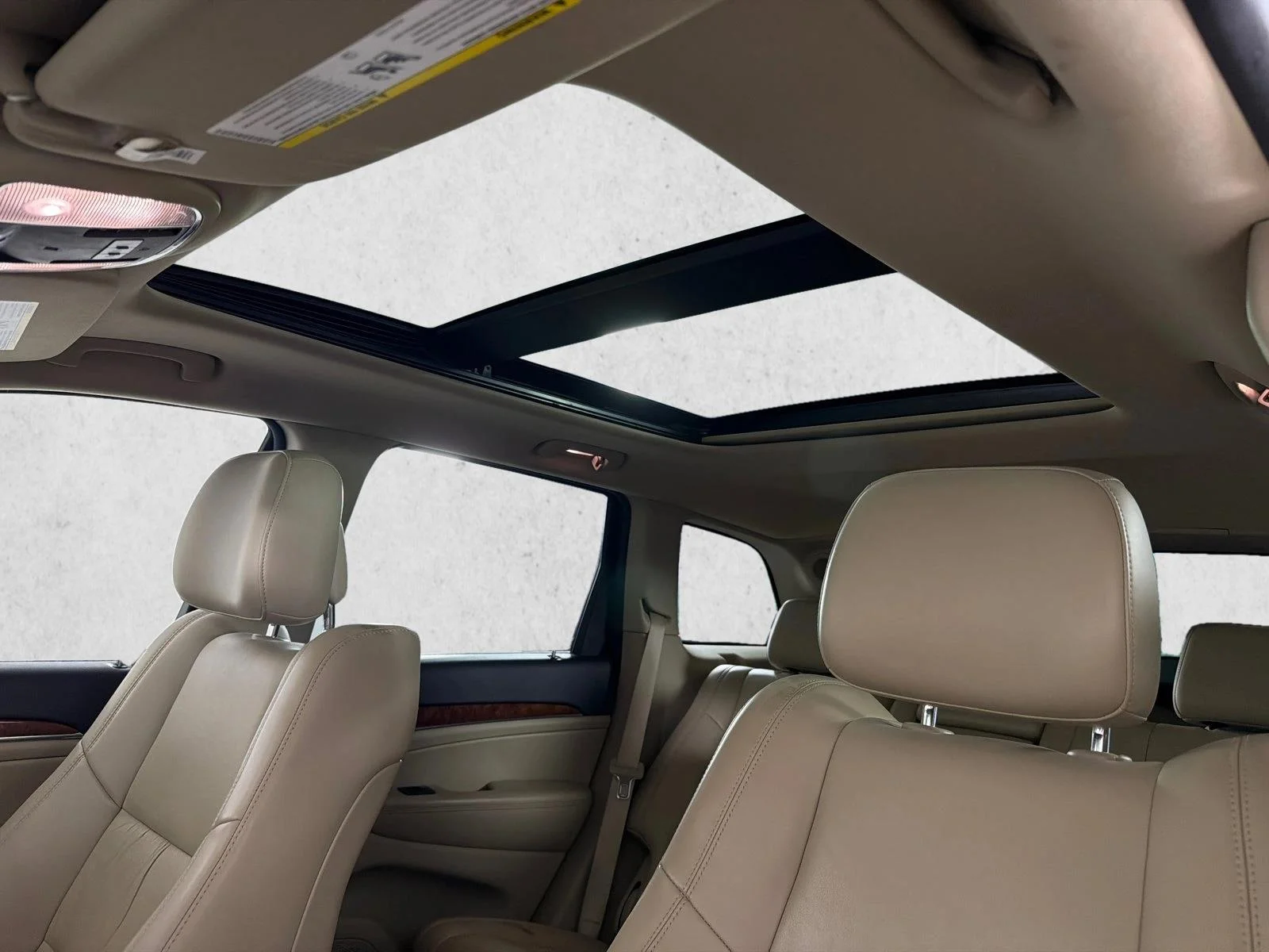 Used 2011 White Jeep Limited image 2