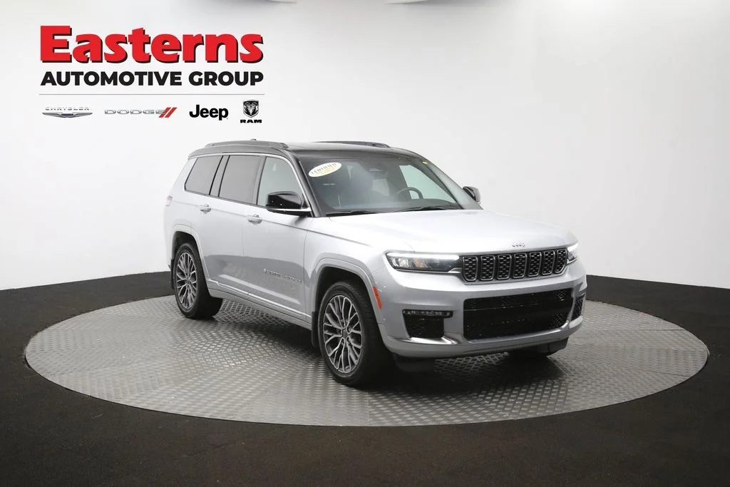 Used 2024 Silver Jeep Summit image 54