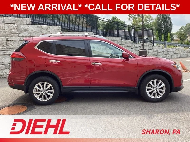 2017 Nissan Rogue SV - Photo 8