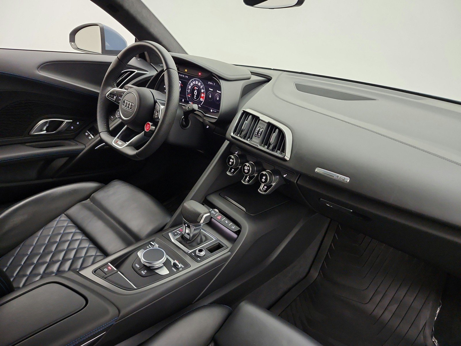 Used 2021 Kemora Gray Metallic Audi V10 image 16