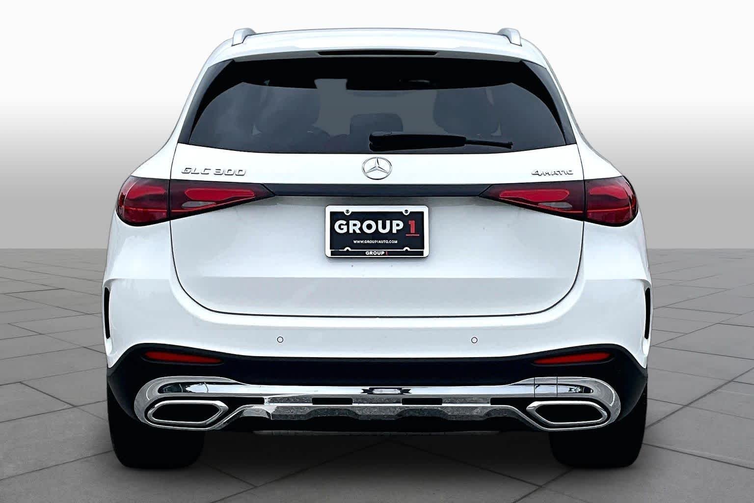 Used 2026 Polar White Mercedes-Benz GLC 300 image 5