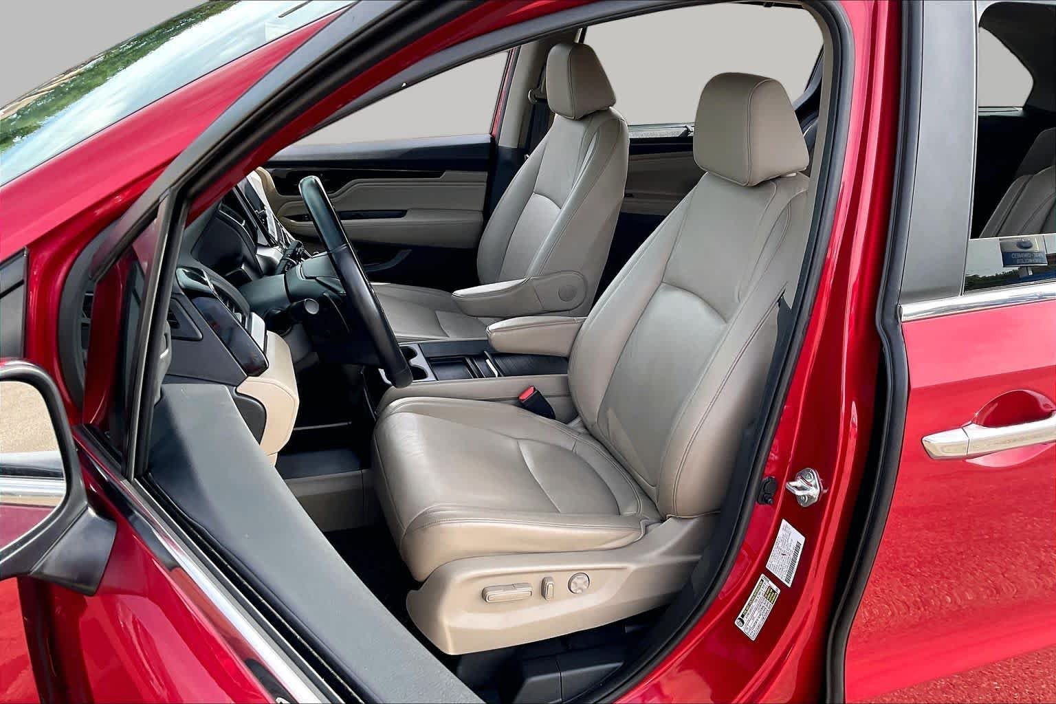 2024 Honda Odyssey Touring - Photo 8