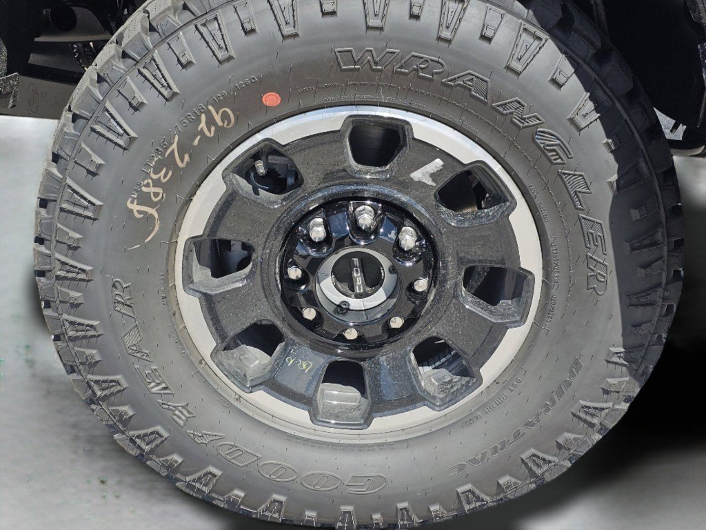 New 2026 Agate Black Metallic Ford Platinum image 22
