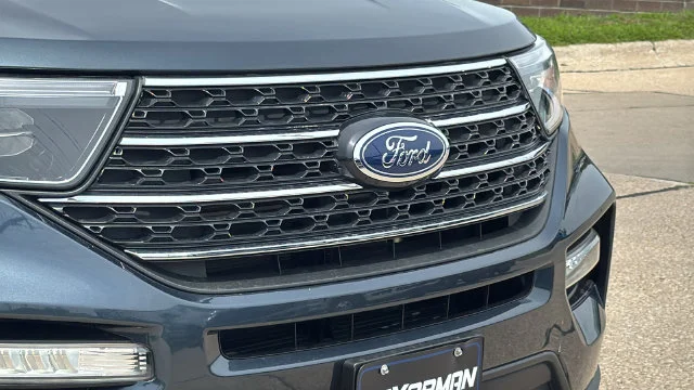 Used 2024 Blue Ford XLT image 4