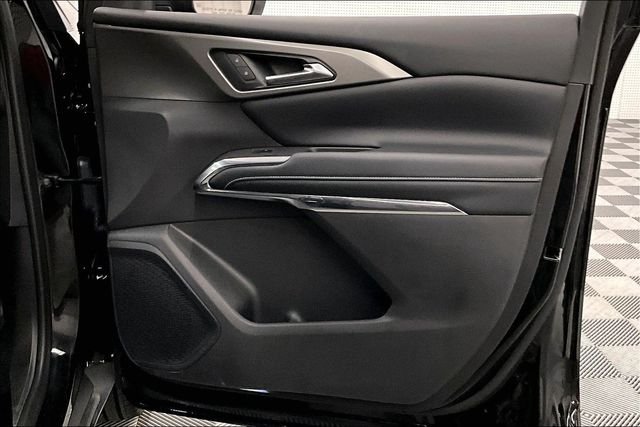 Used 2025 Mosaic Black Metallic Chevrolet LT image 21