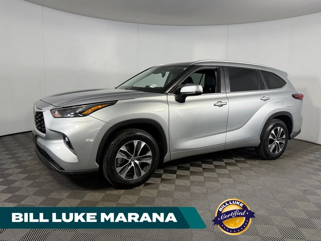 Certified Used 2025 Silver Toyota XLE image 1