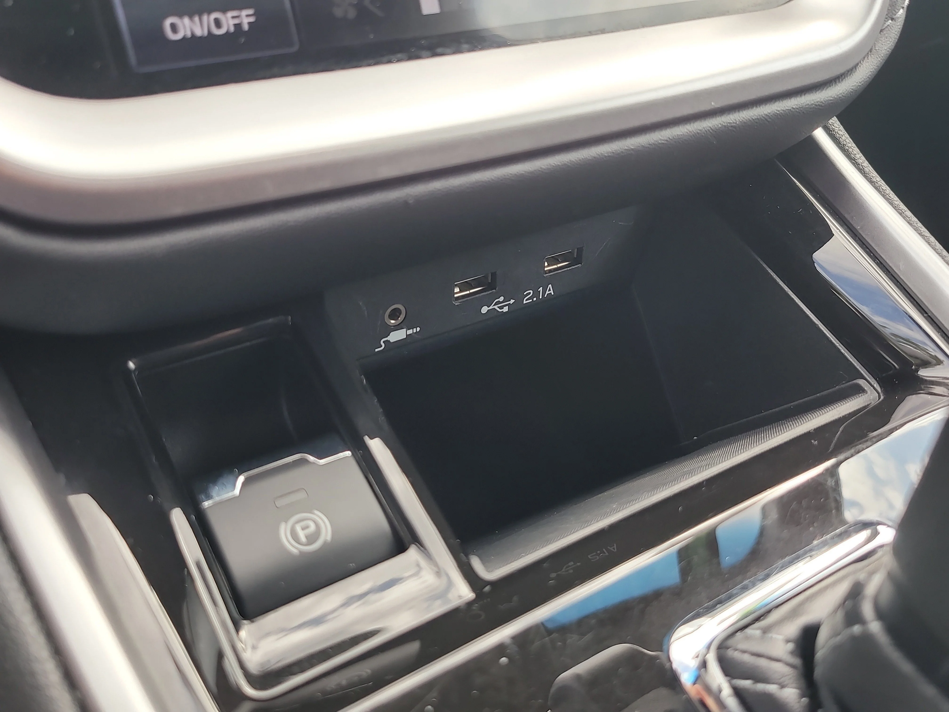 Used 2021 Abyss Blue Pearl Subaru Premium image 22