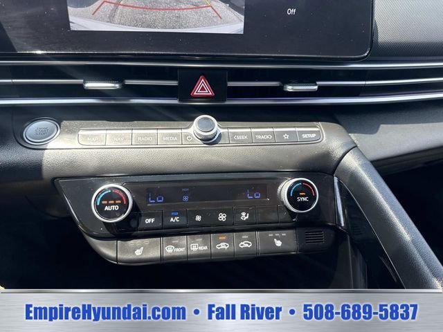 Used 2024 White Hyundai SEL image 22