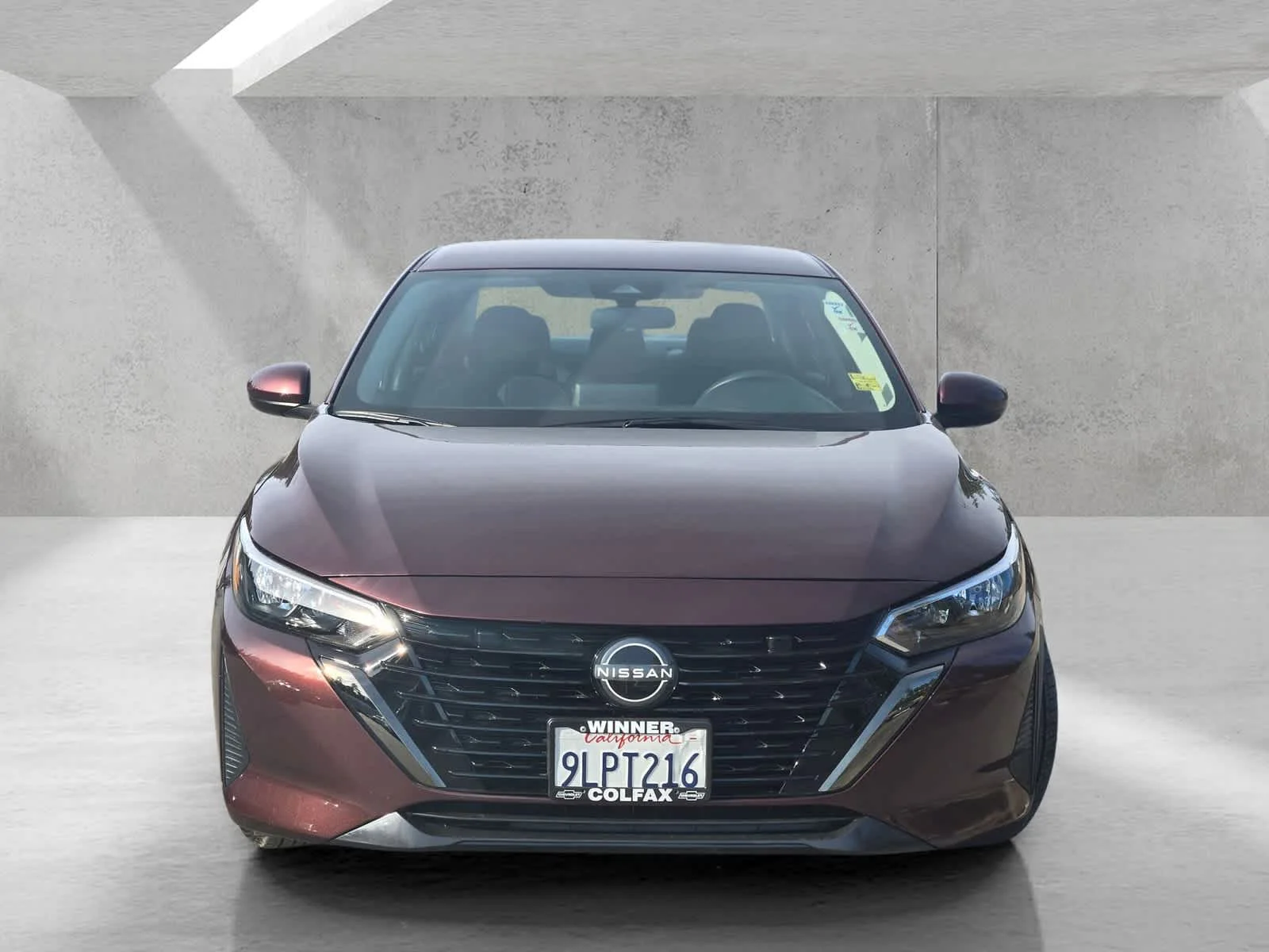 Used 2024  Nissan SV image 2