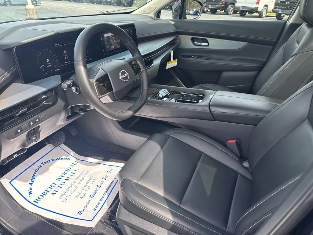Used 2025 Black Nissan SL image 16