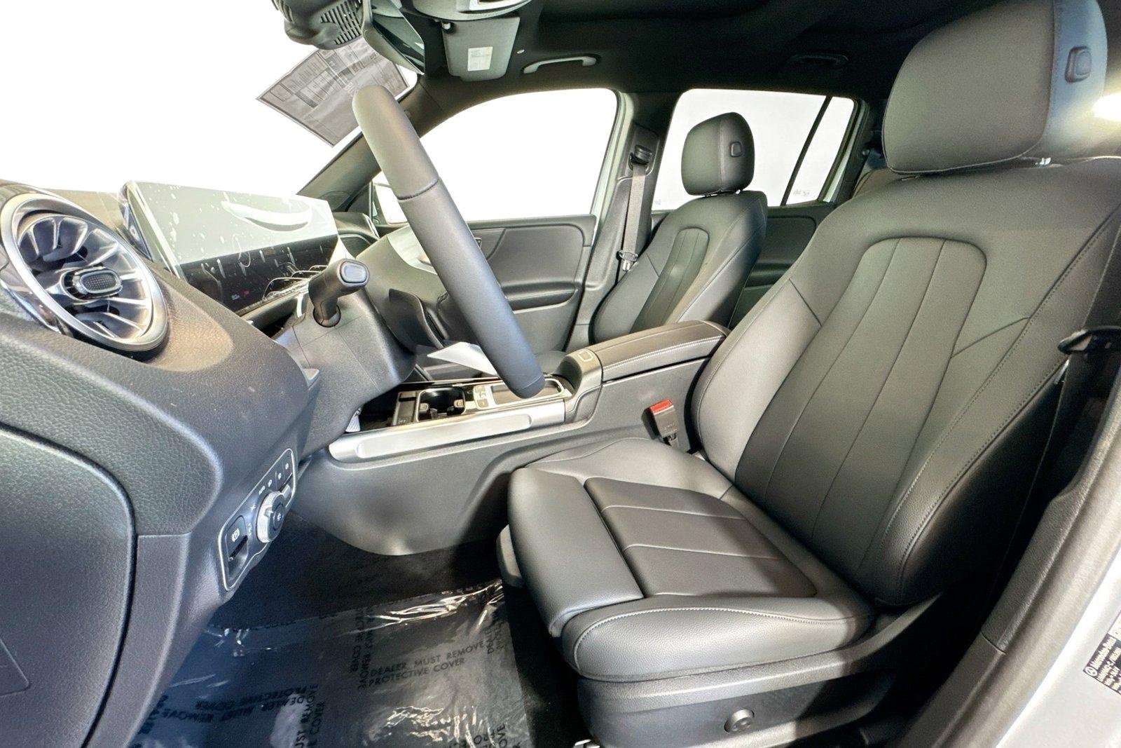New 2026 Cirrus Silver Metallic Mercedes-Benz GLB 250 image 18