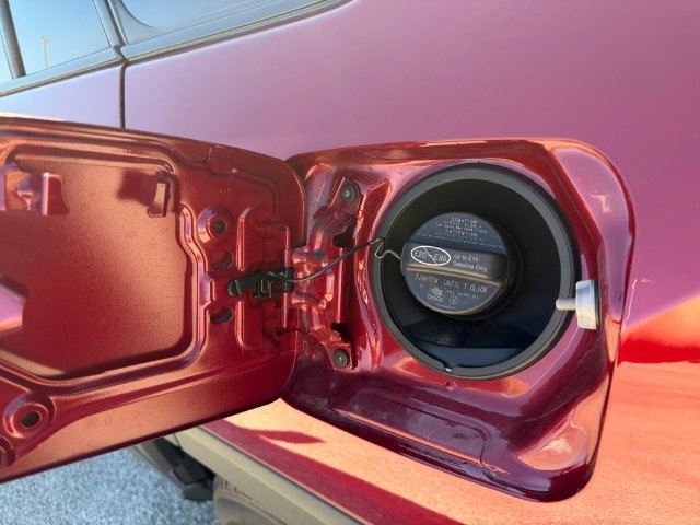 Certified Used 2025 Pearl Toyota XLE image 25