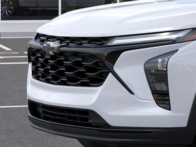 Used 2026 Summit White Chevrolet LT image 13