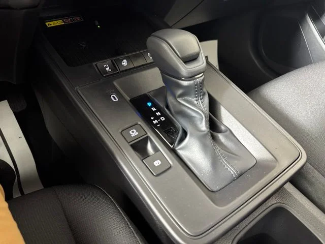 New 2026 Wind Chill Pearl <sup>1</sup> Toyota  LE image 17