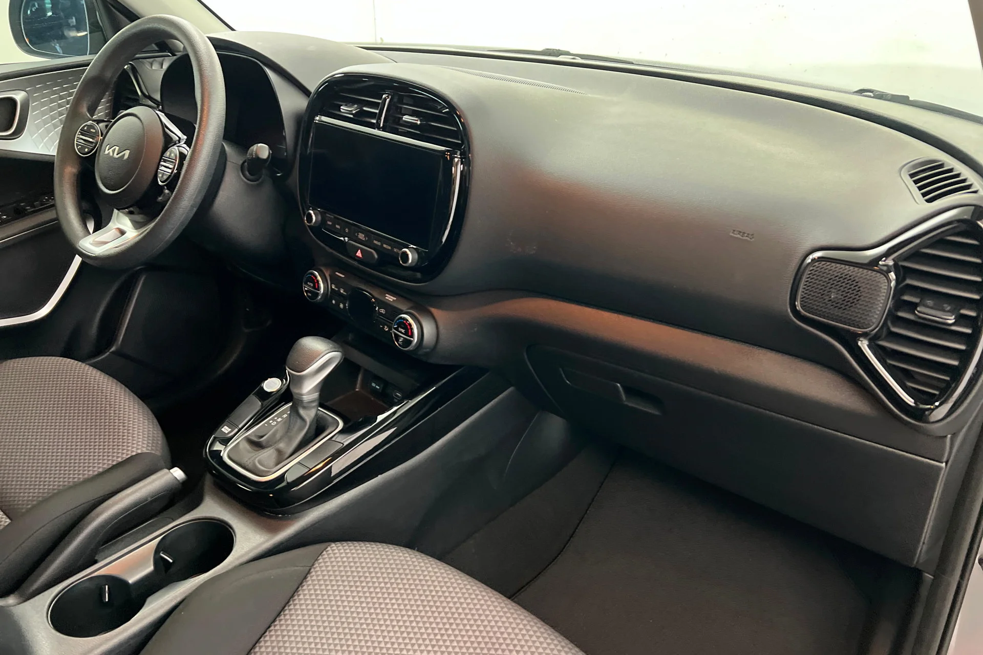 Used 2024 Steel Gray Kia S image 24