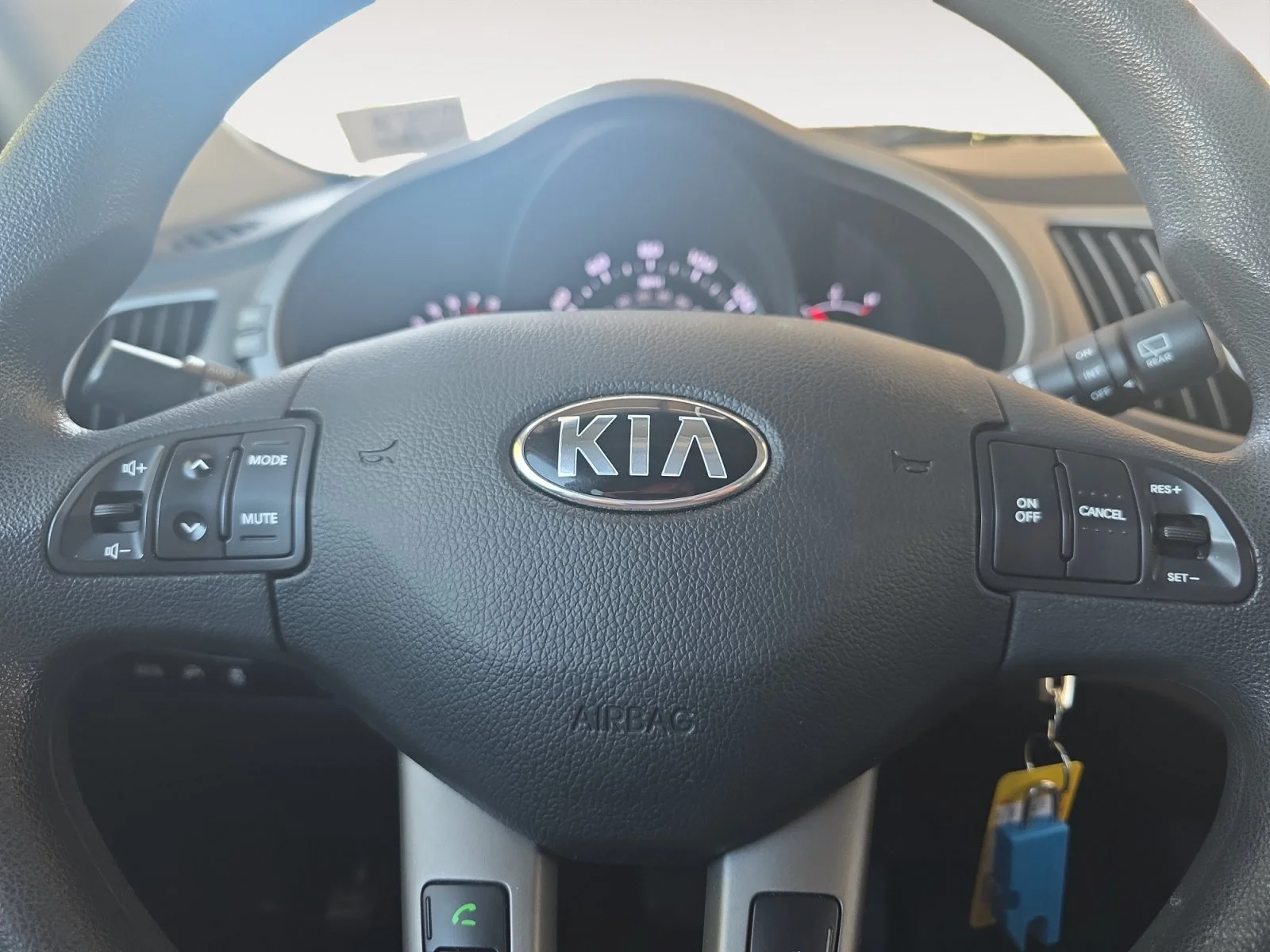Used 2015 Bright Silver Kia LX image 11
