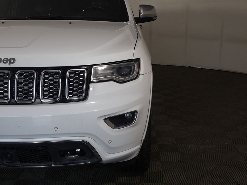 Used 2017 White Jeep Overland image 18