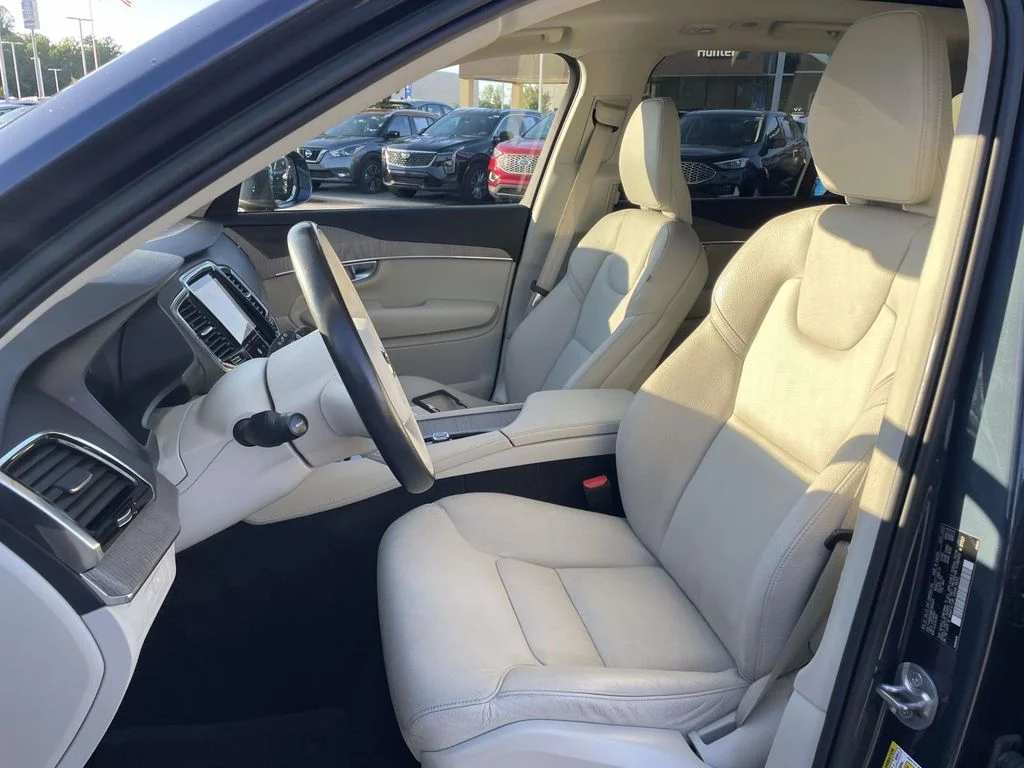 Certified Used 2023 Denim Blue Volvo Plus image 8