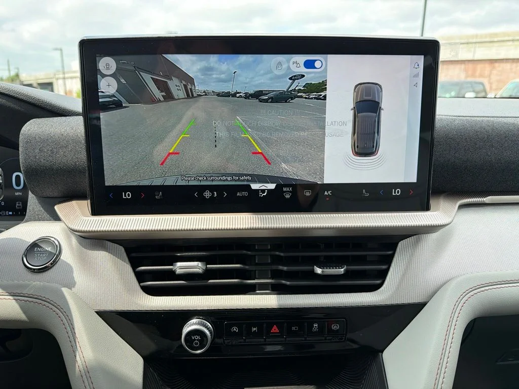 New 2026 Space White Metallic Ford Active image 32