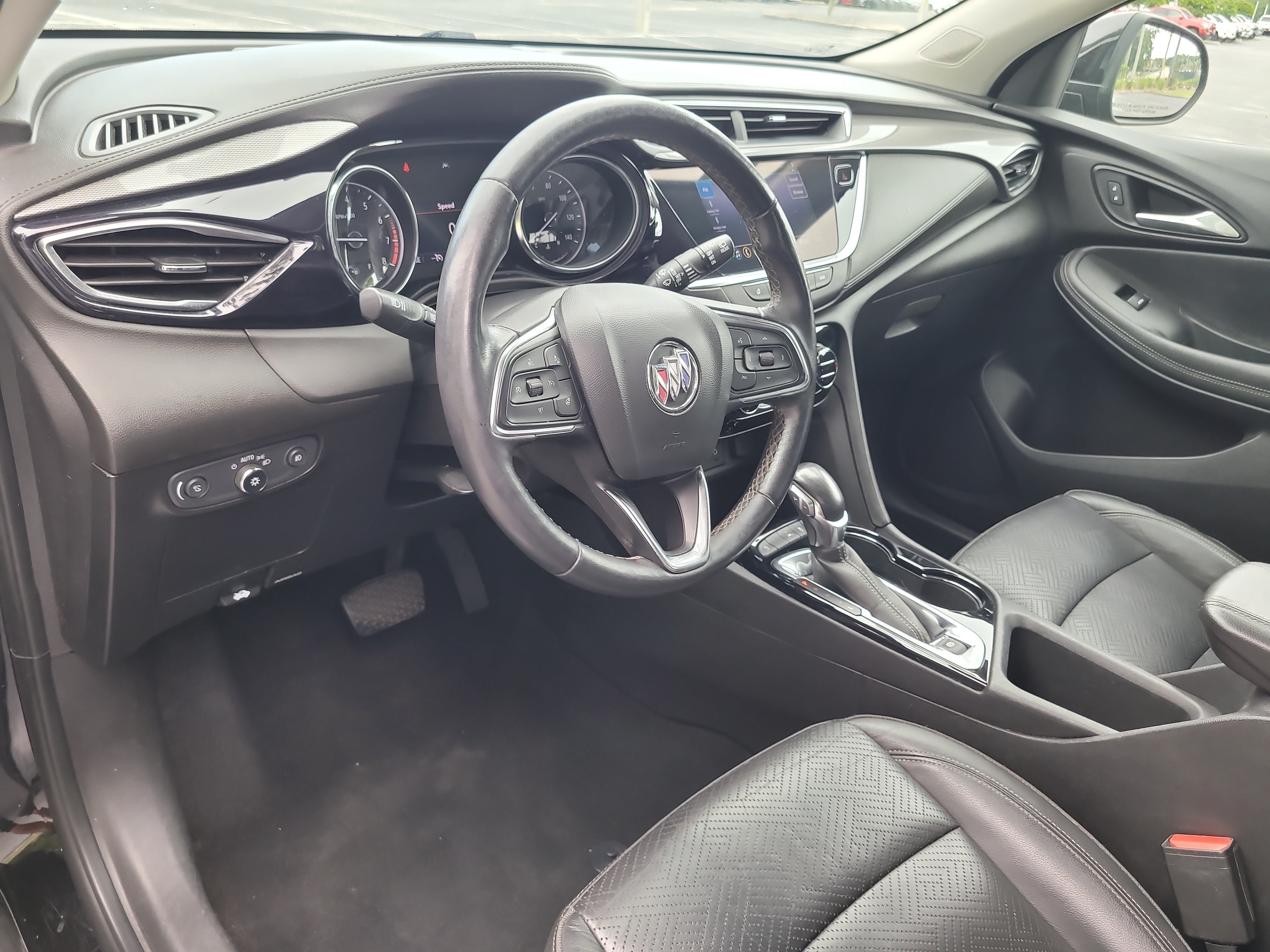 Used 2020 Ebony Twilight Metallic Buick Essence image 17
