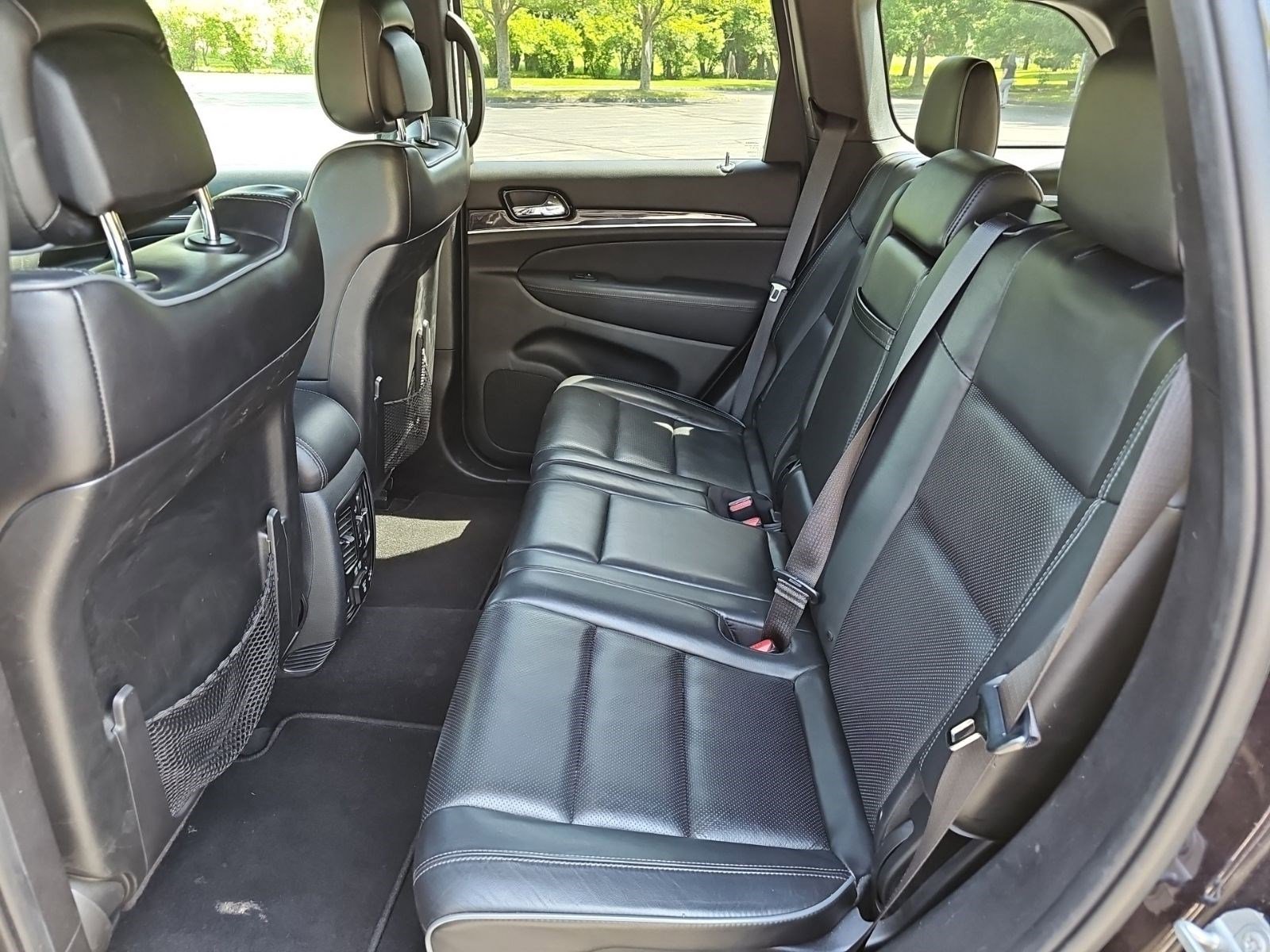 Used 2019 Sangria Metallic Clearcoat Jeep Overland image 18