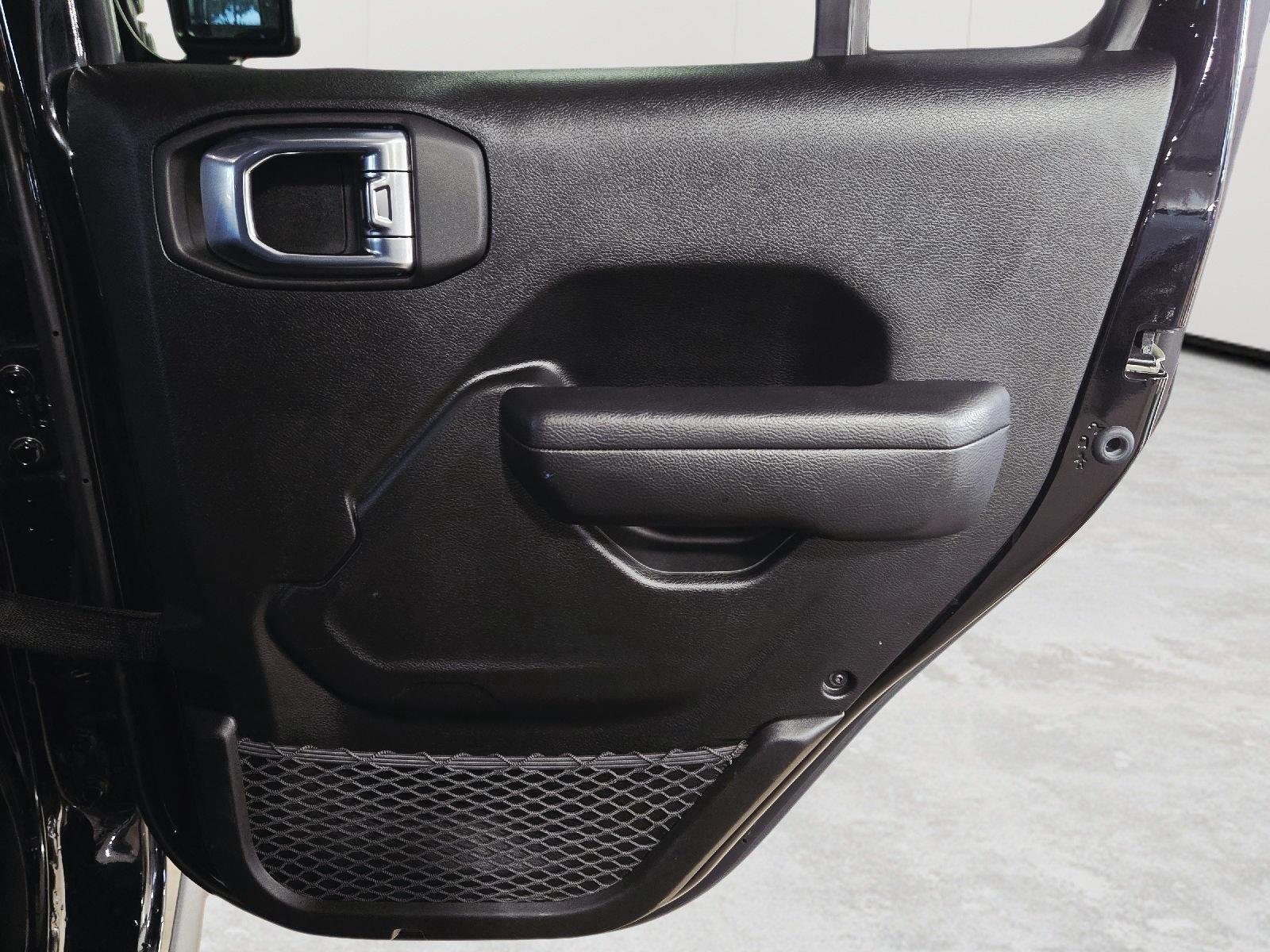 Used 2026 Black Clearcoat Jeep Rubicon image 46