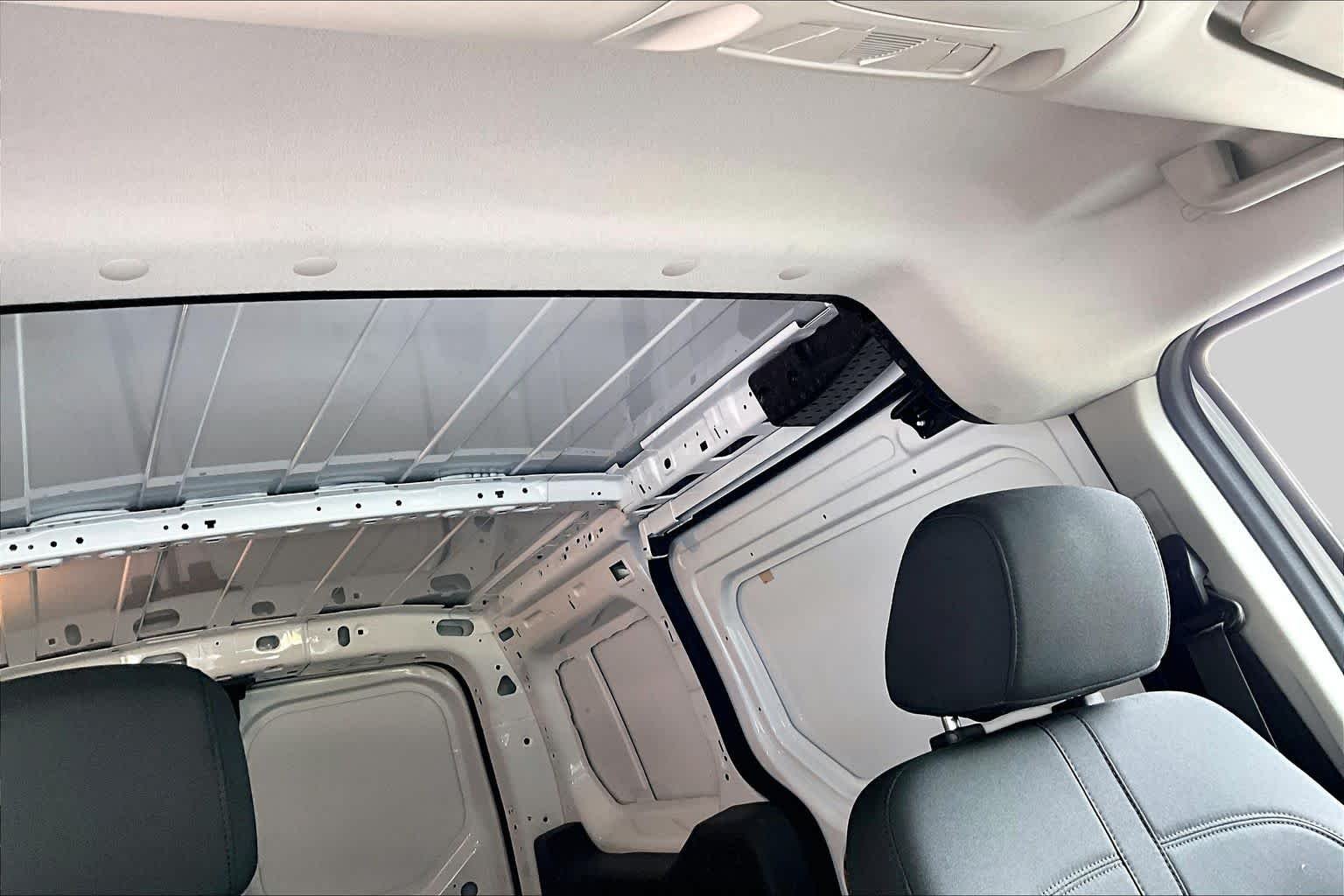 Used 2019 Frozen White Ford XL image 14