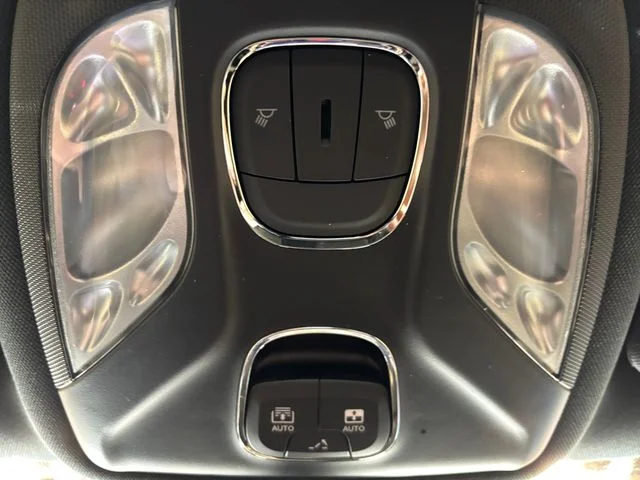 Used 2023 White Jeep Limited image 23