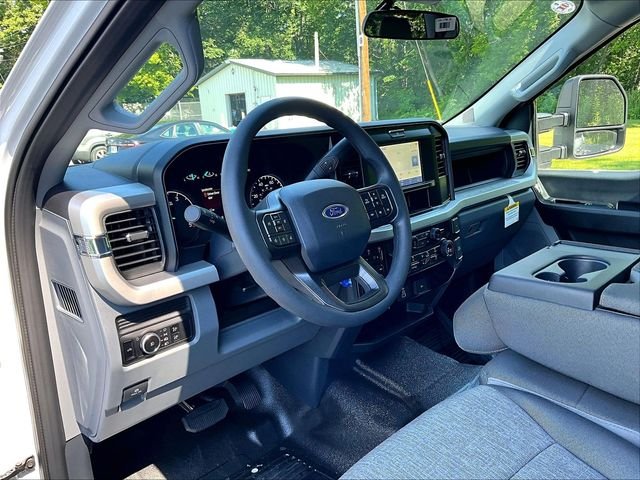 2026 Ford F-350SD — photo 22