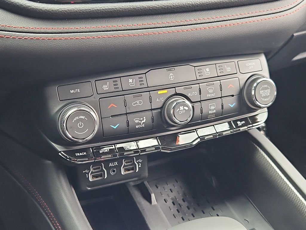 New 2026 B5 Blue Exterior Paint Dodge GT Plus HEMI V8 image 25