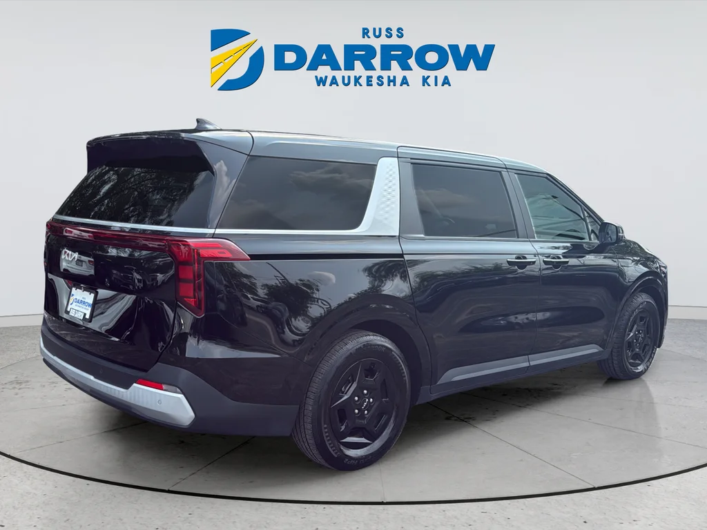 Certified Used 2025 Black Kia LXS image 5