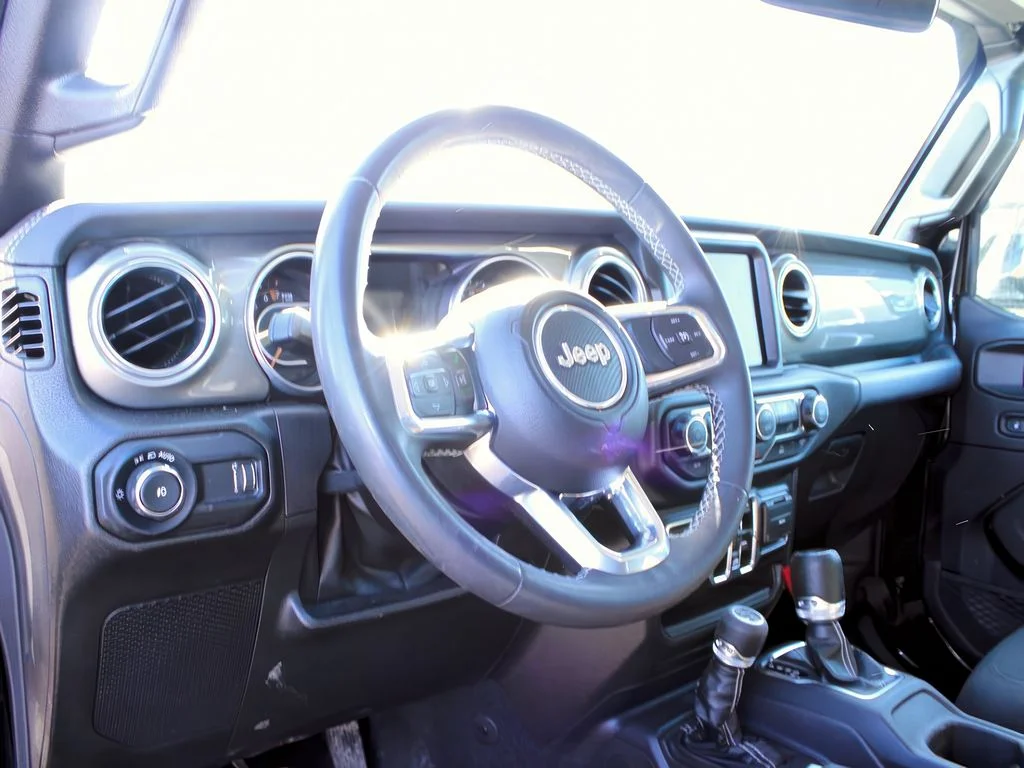 2023 Jeep Wrangler 4-Door Sahara - Photo 12