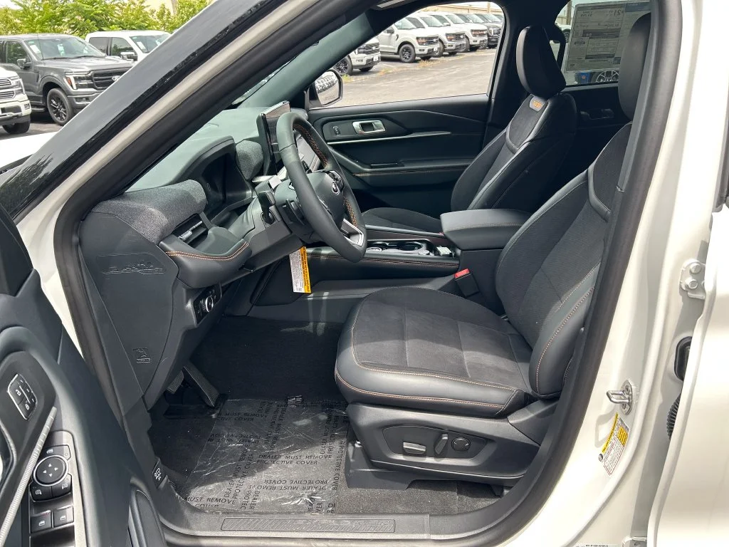 2026 Ford Explorer Tremor - Photo 14