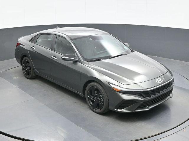 New 2026 Gray Hyundai SEL Sport Plus image 14