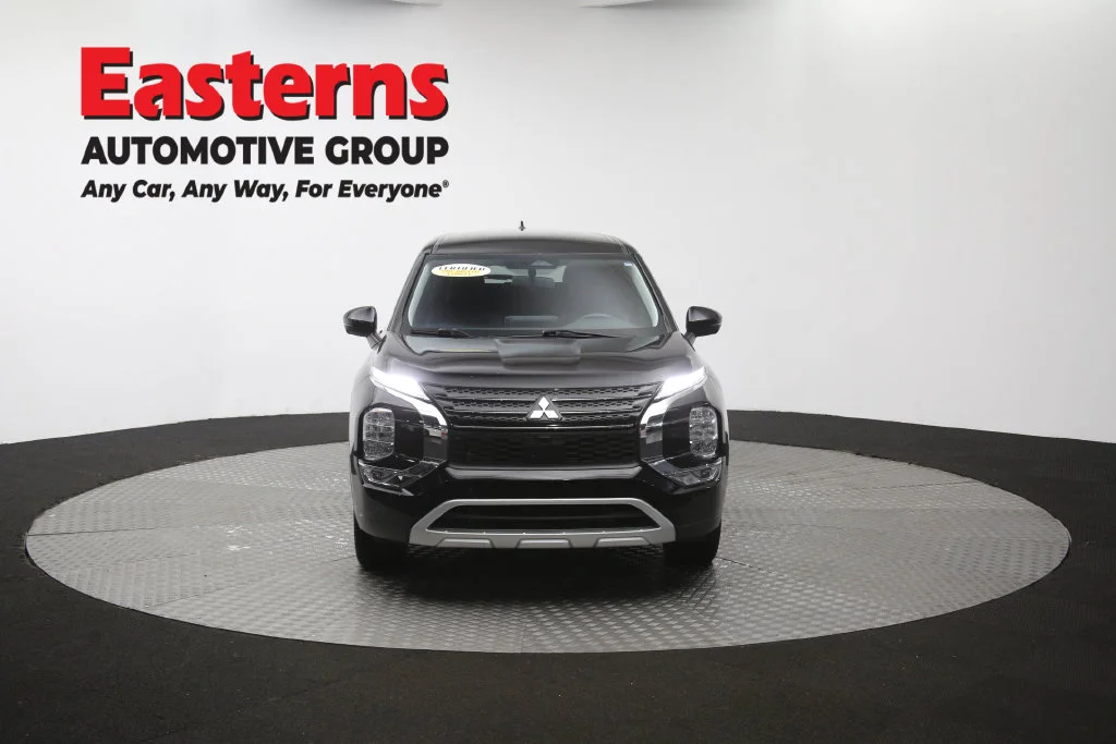 Used 2024 Black Mitsubishi SE image 53