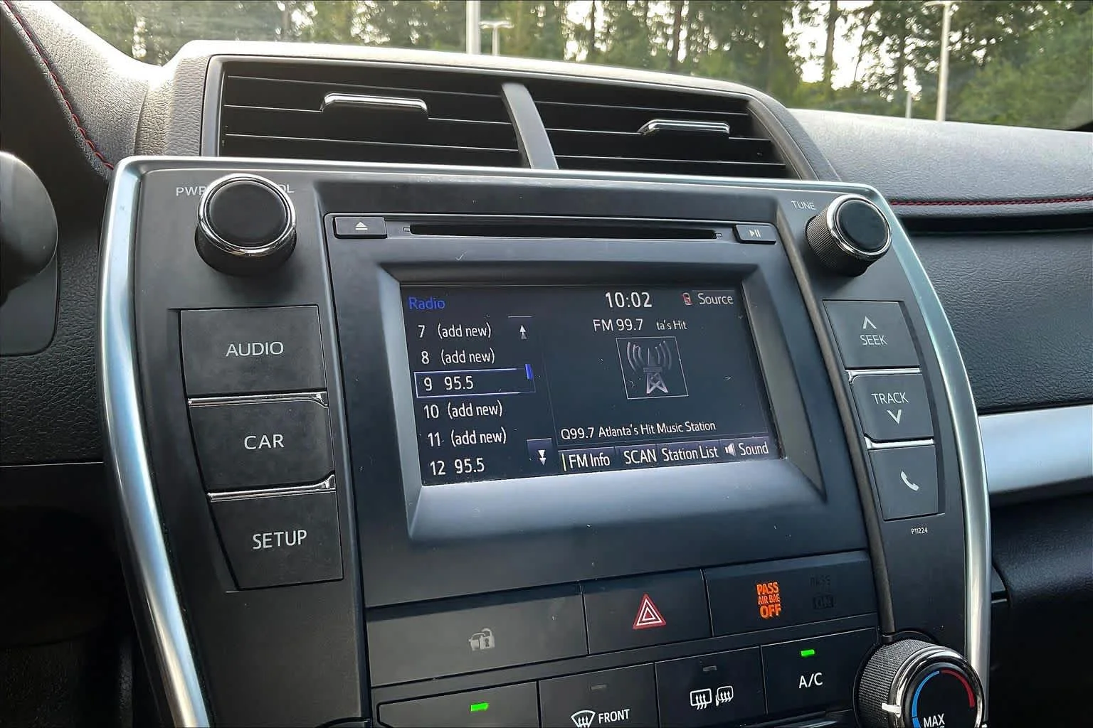 Used 2016 Celestial Silver Metallic Toyota SE image 30