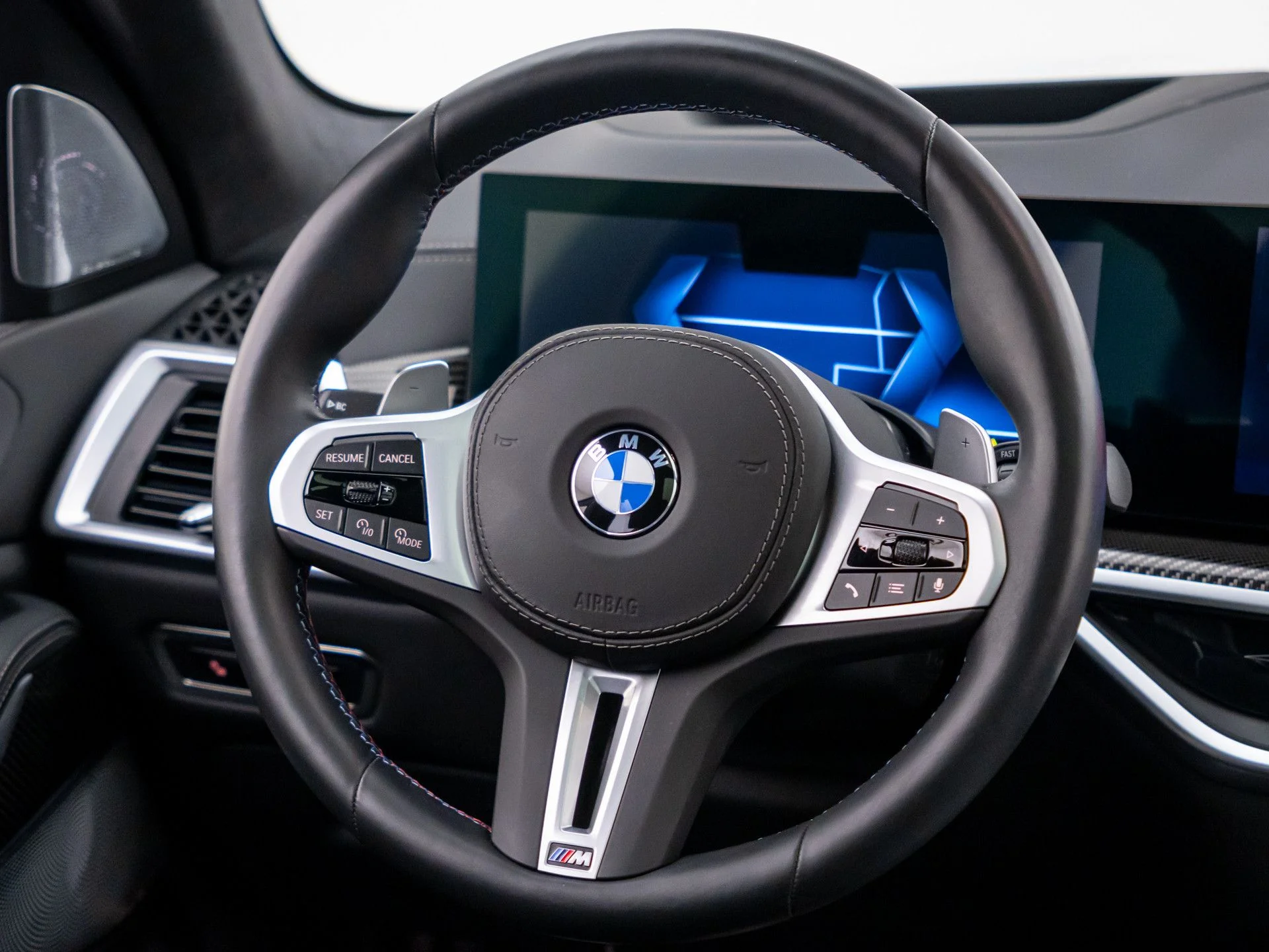 Certified Used 2025 Gray BMW M60i image 11
