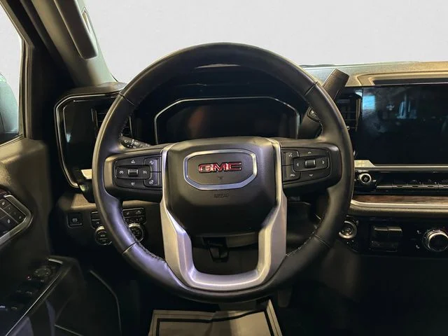 Used 2025 Black GMC SLT image 13