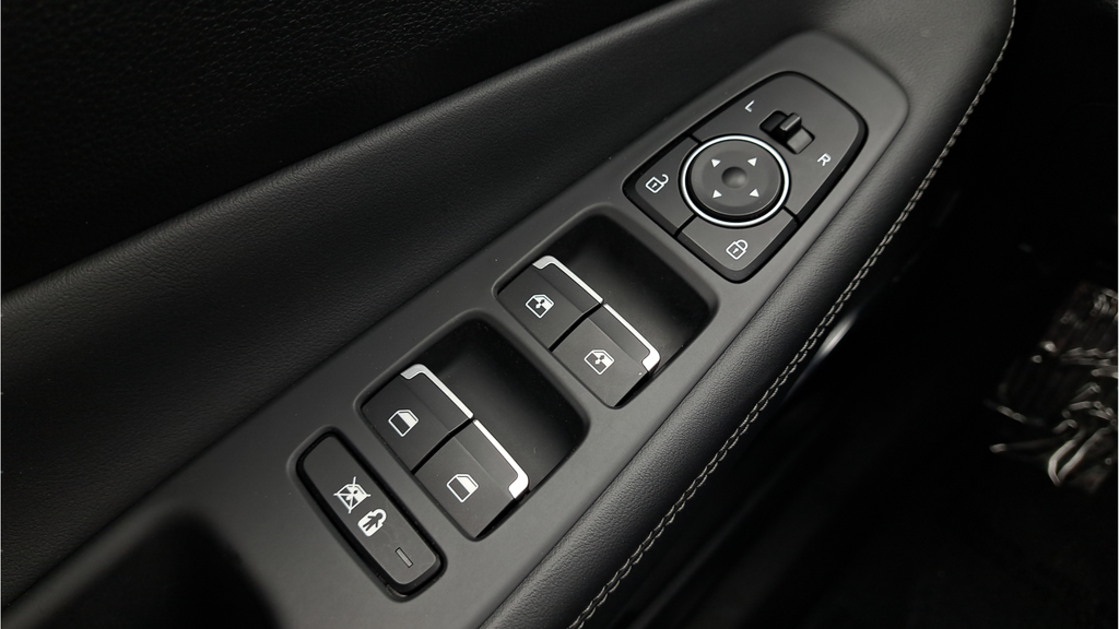 Used 2020 Gray Hyundai Limited image 25