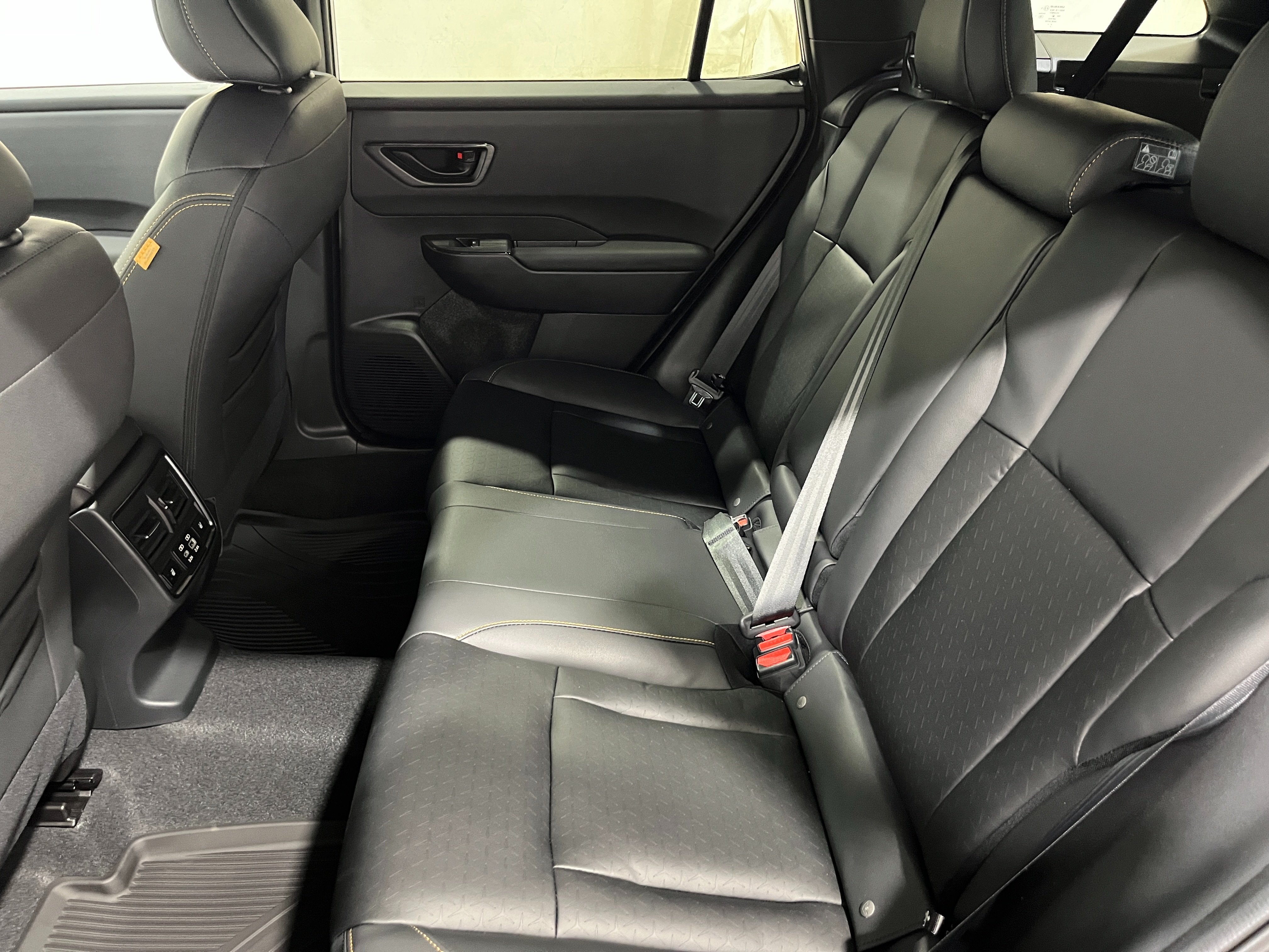 New 2026 CRYSTAL BLACK SILICA Subaru Wilderness image 24