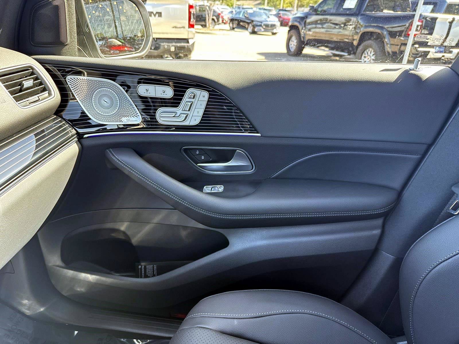 New 2026 Silver Metallic Mercedes-Benz 350 4MATIC® SUV image 25