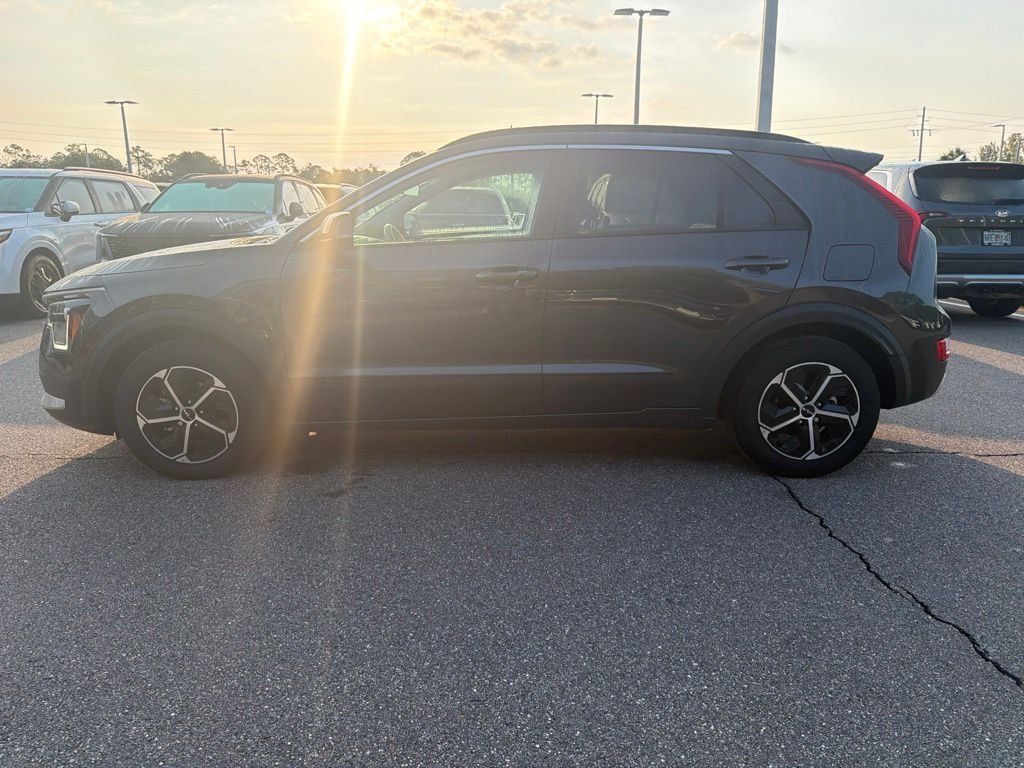 Certified Used 2025 Gray Kia EX image 8