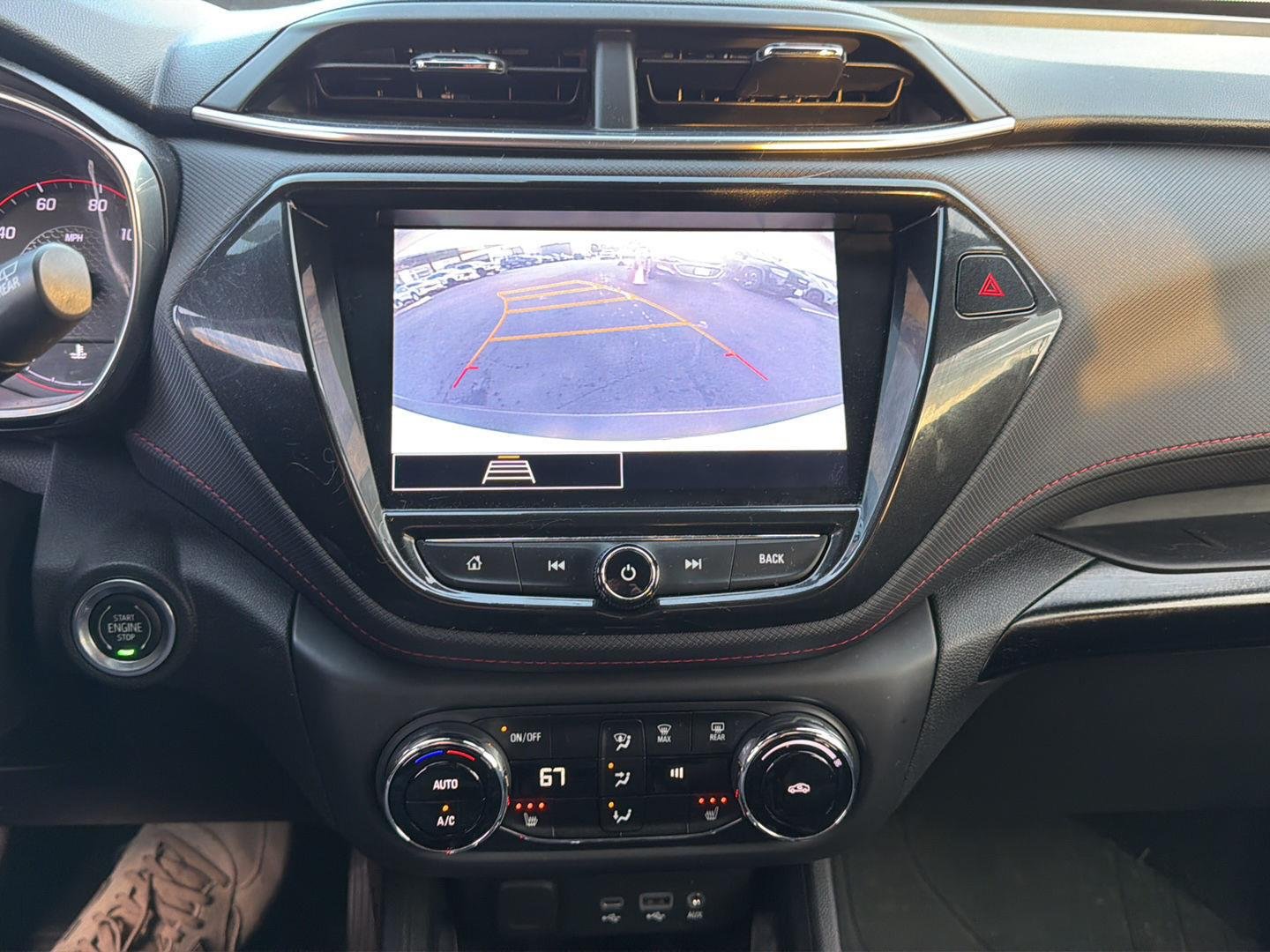 Used 2021  Chevrolet  image 5