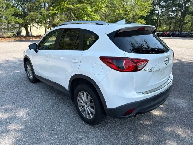 Used 2016 White Mazda Touring image 3