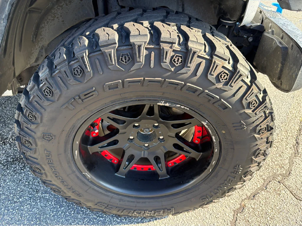 Used 2022 White/off-white Jeep Unlimited Rubicon 4xe image 12