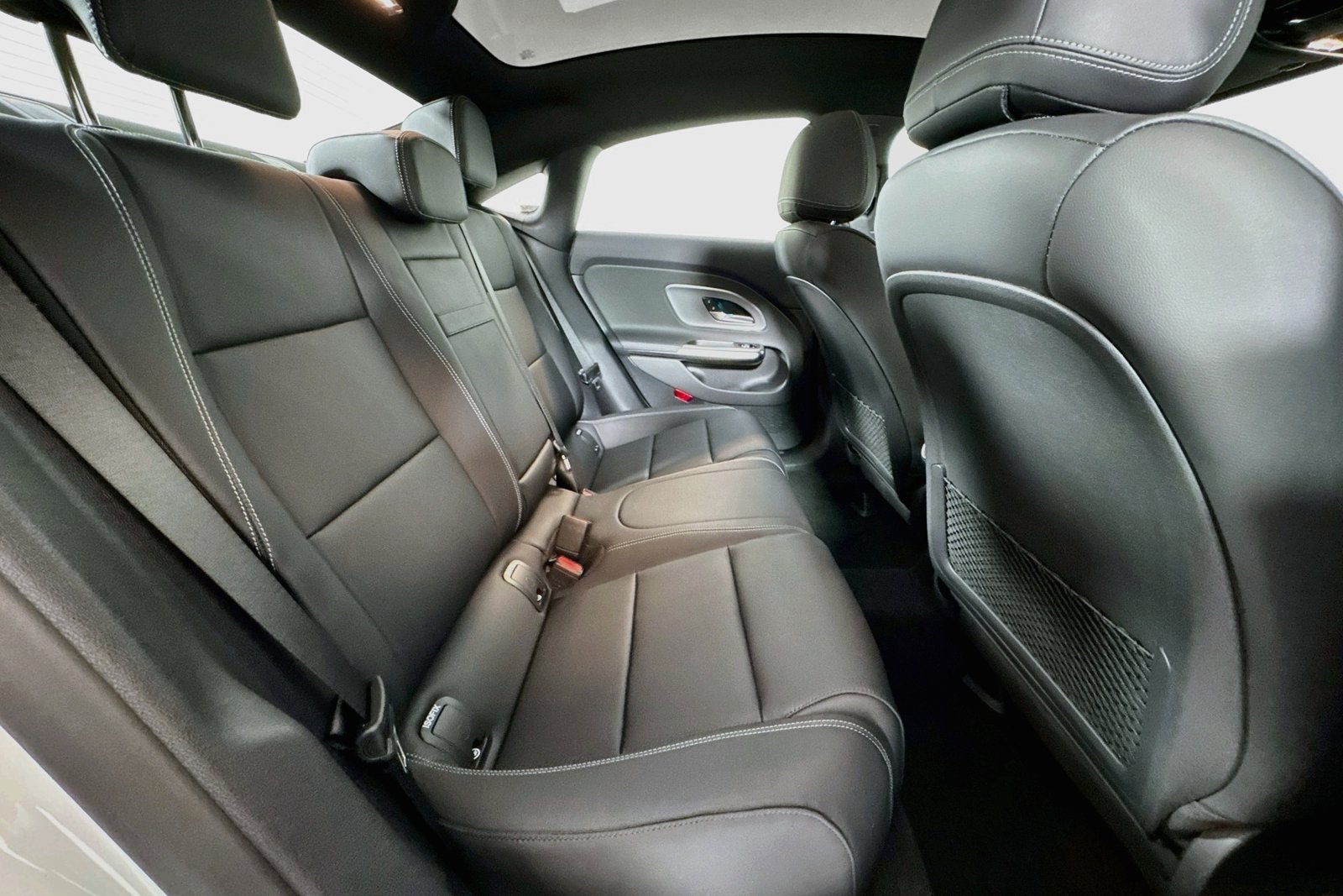 New 2027 Polar White Mercedes-Benz CLA 220 Hybrid image 24