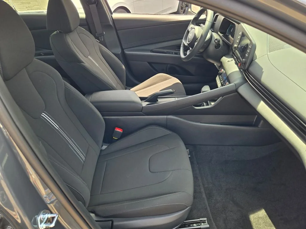 New 2026 Gray Hyundai SEL Sport image 6