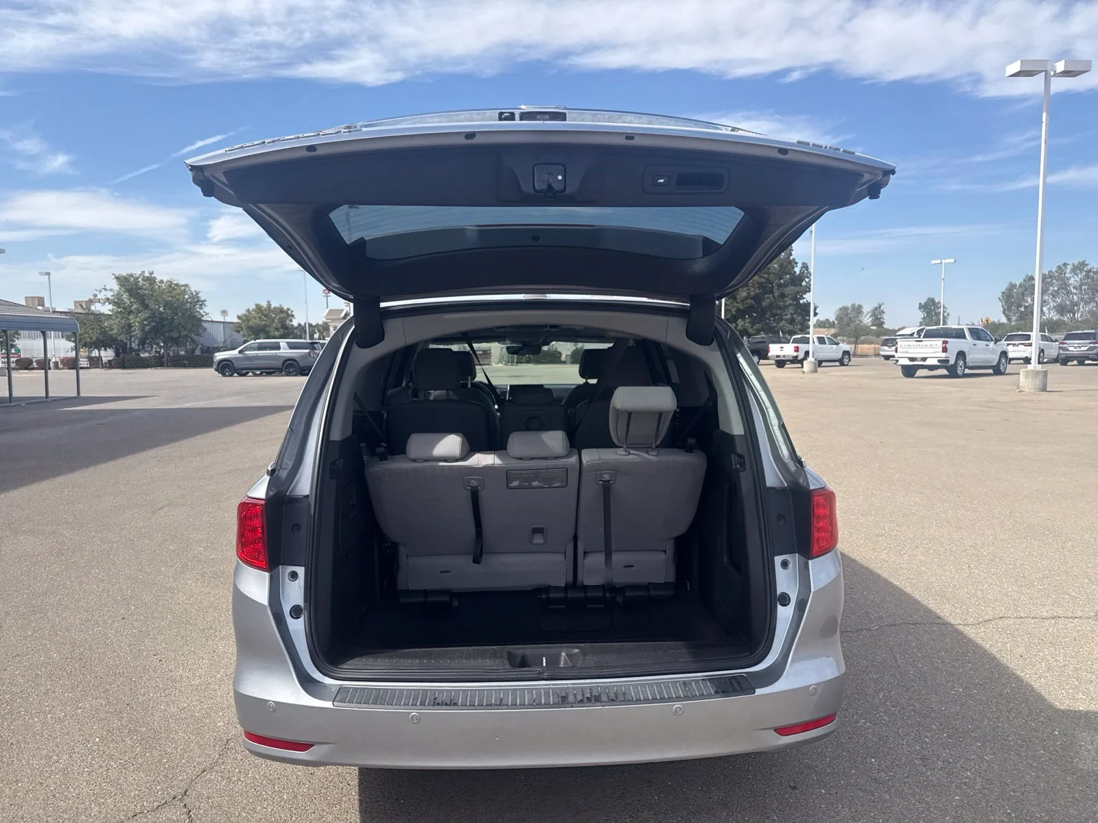 Used 2018 Silver Honda Elite image 30