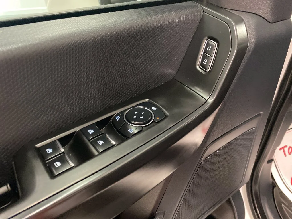 Used 2023 White Ford XL image 11
