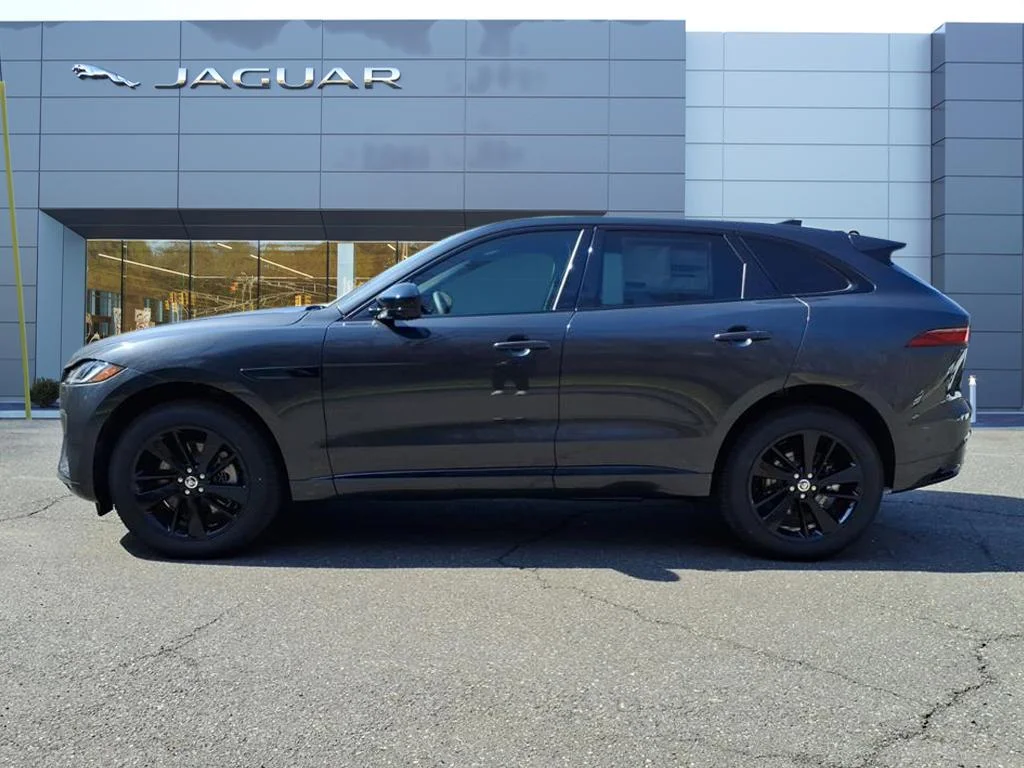 New 2026 Grey Jaguar P400 R-Dynamic S image 6